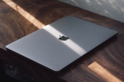 MacBook Air M2 màu xám (Space Gray) - Màu bán chạy nhất của Apple [kèm hình ảnh]