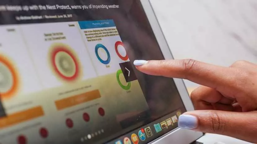  Apple sắp ra mắt Macbook màn hình cảm ứng
