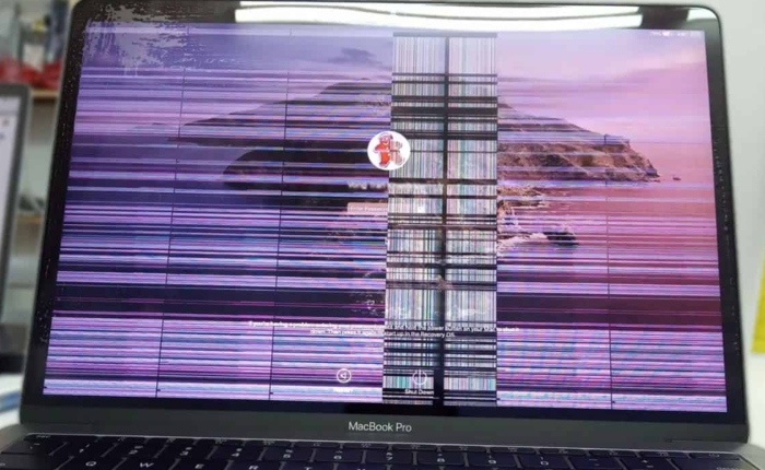 Hạn chế MacBook Pro 2017 bị lỗi sọc màn hình bằng cách sử dụng máy ở môi trường không từ tính.