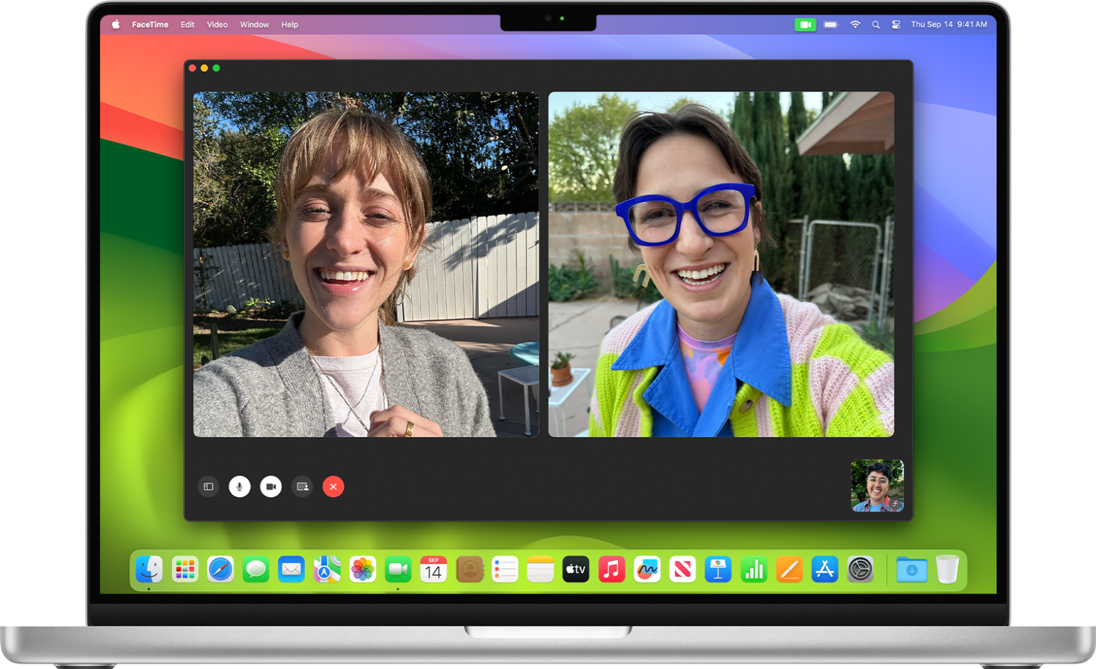 MacBook Air M3 sở hữu camera FaceTime HD 1080p với khả năng ghi hình cực sắc nét