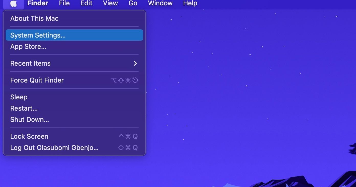 Chọn Apple > System Settings