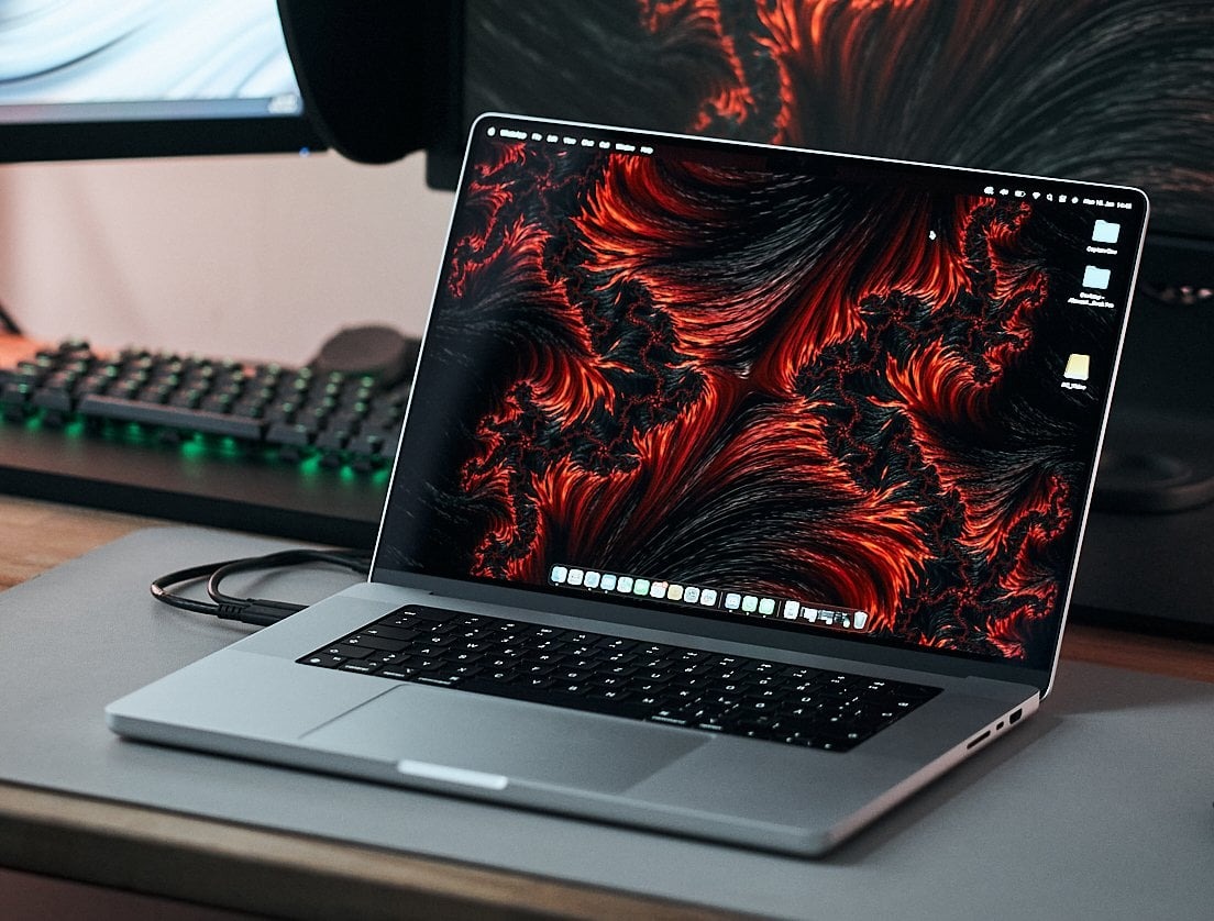 MacBook Pro M2 16 inch 16GB 512GB có thời lượng pin bền bỉ cả ngày dài