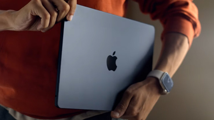 MacBook Air M2 màu xanh bóng đêm được những người có các tính mạnh mẽ ưu tiên lựa chọn