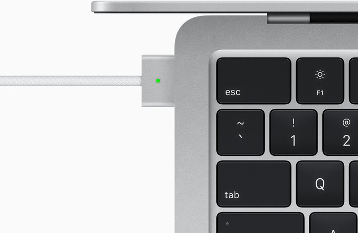 Cáp sạc MagSafe màu bạc đồng bộ với MacBook Air M2 Silver