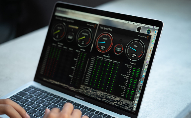 MacBook Air 2020 dễ dàng xử lý những tác vụ đồ họa nhẹ đến trung bình