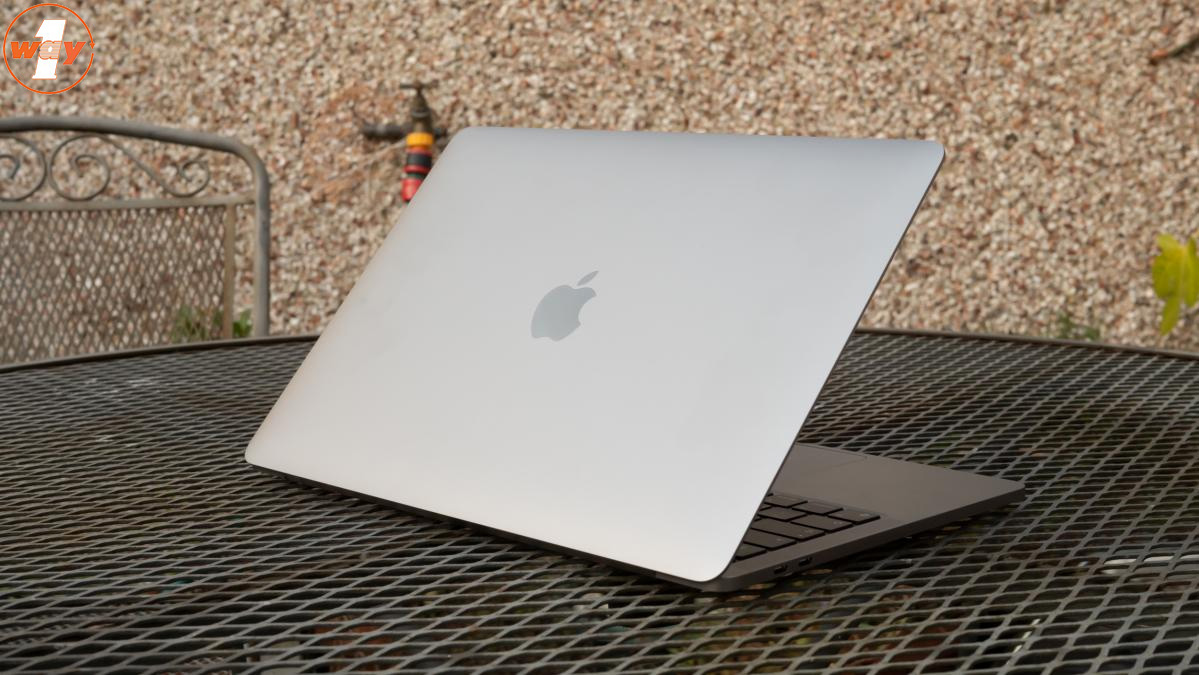 Tuy không sở hữu diện mạo mới nhưng MacBook Pro M1 MYDA2 vẫn cực kỳ sang trọng