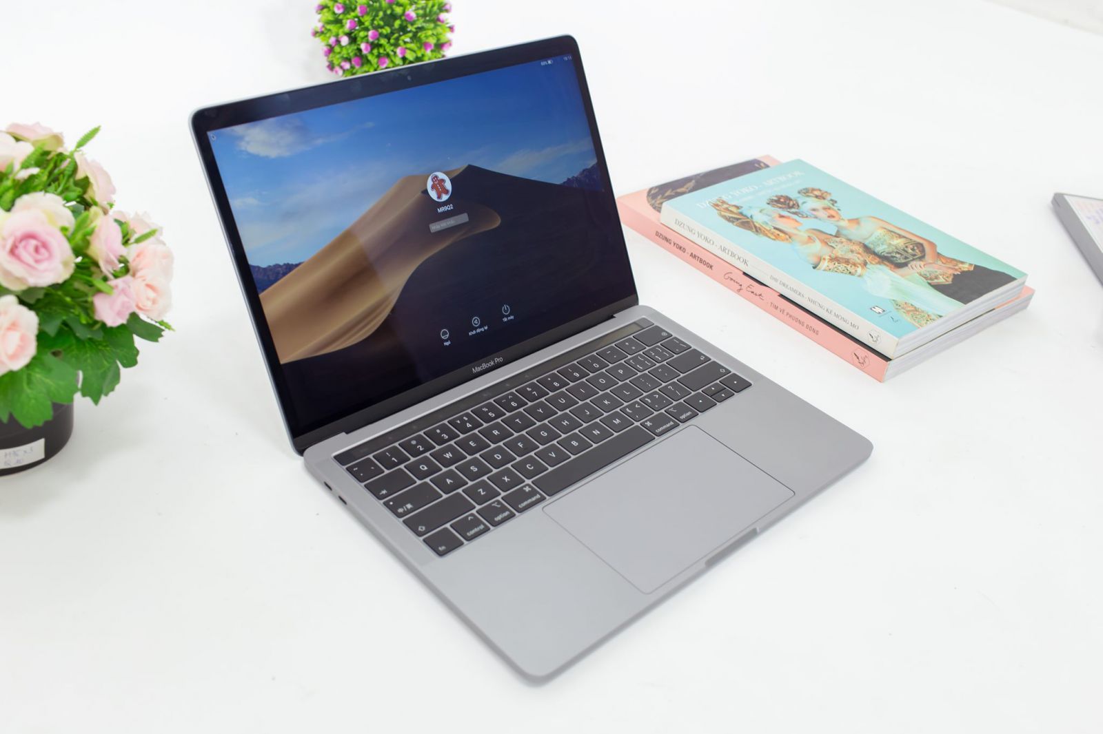 MacBook Pro 2018 - 13 inch  - 256GB MR9Q2 cũ