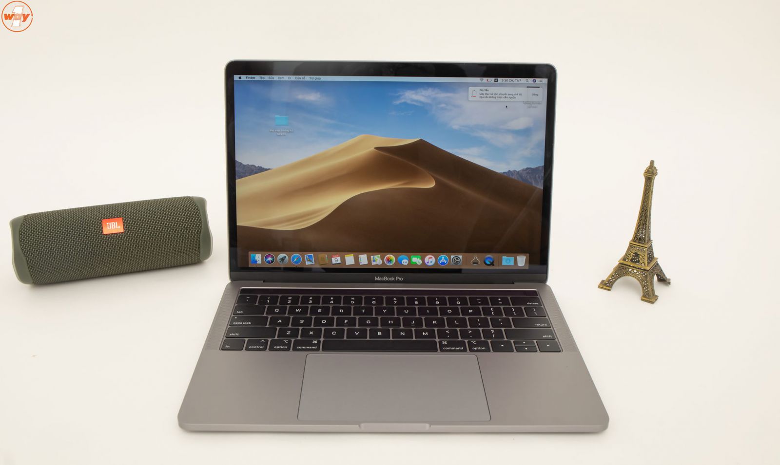 Bàn phím của MacBook Pro 2019 13 inch thuộc cơ chế cánh bướm đã được cải tiến