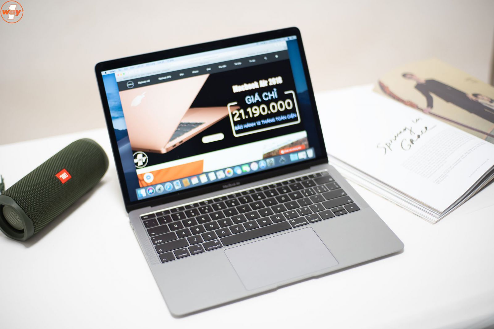 MacBook Air đời 2018 - 13 inch  - 256GB MRE92 cũ