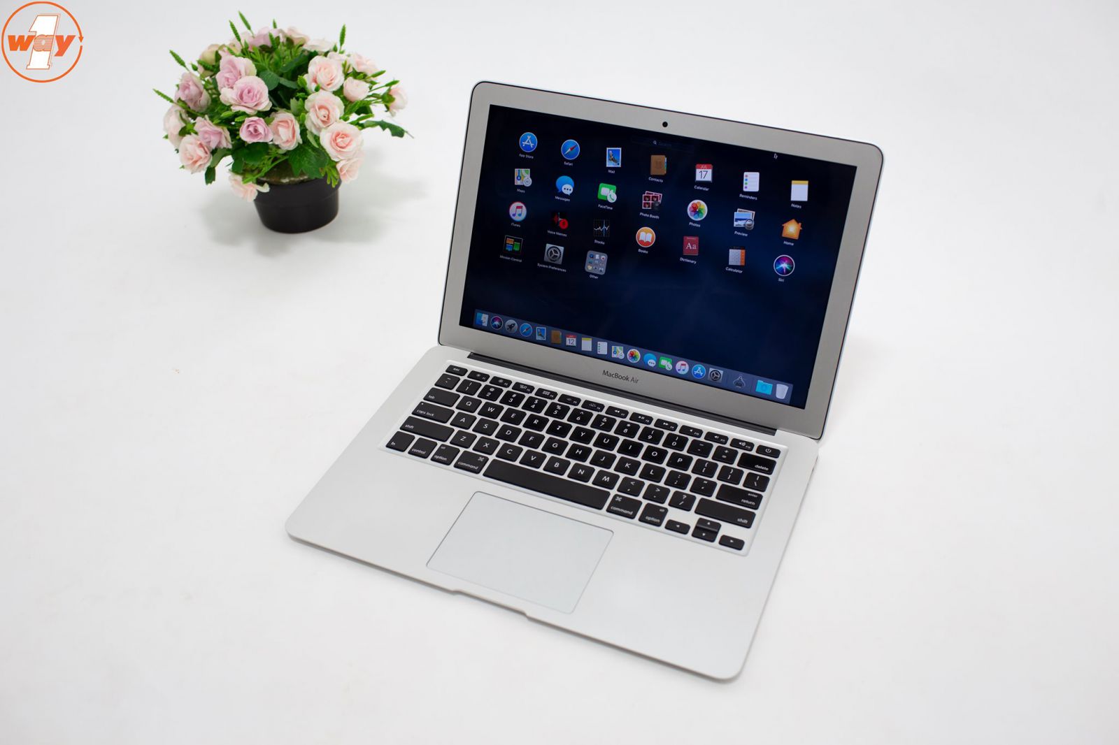 MacBook Air MMGF2 cũ sở hữu thiết kế nhỏ gọn, tinh tế
