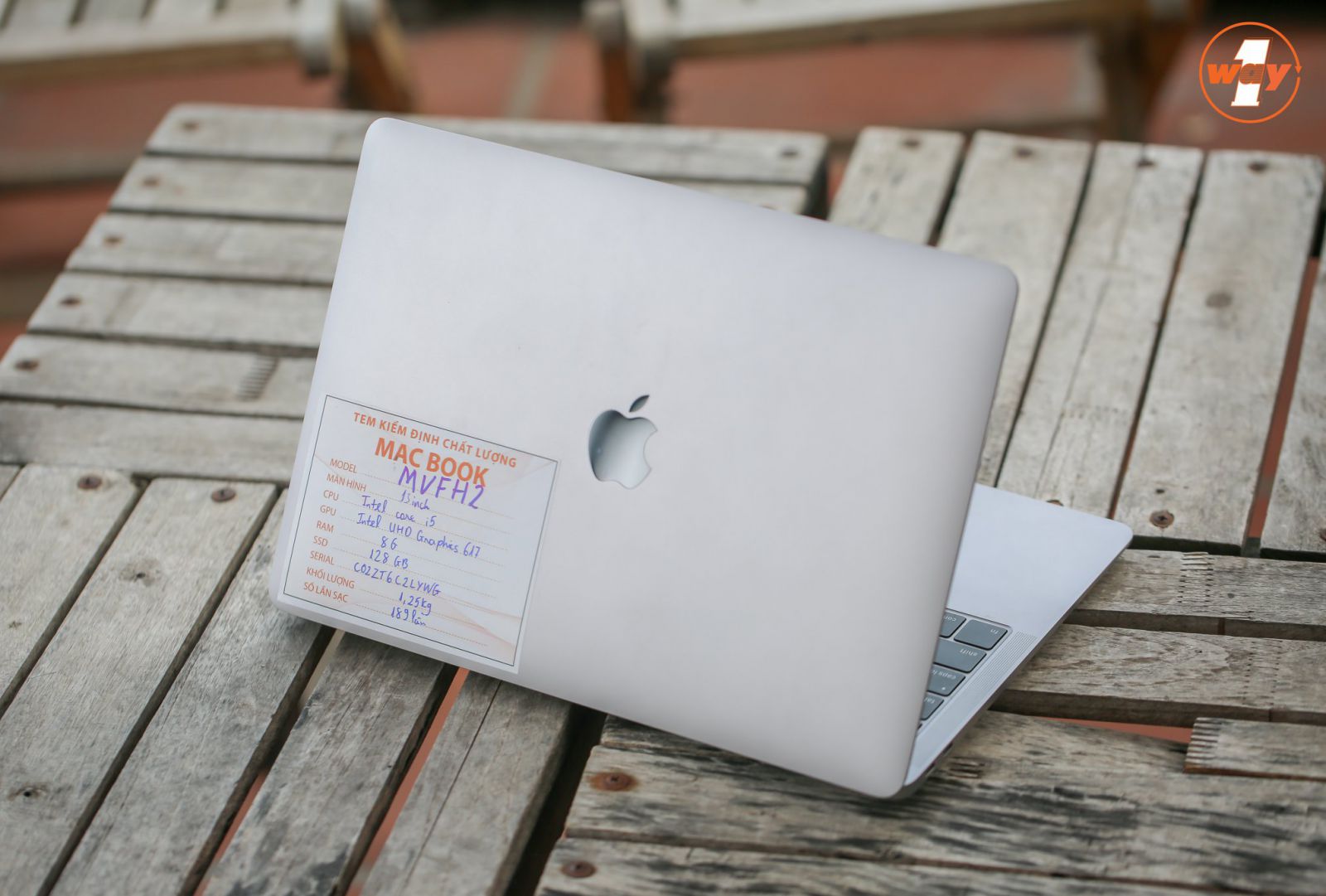Không mạnh mẽ như MacBook Pro nhưng cấu hình MacBook Air lại cực kỳ ổn định