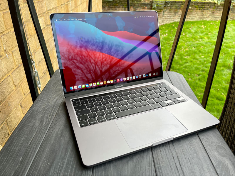 MacBook Pro M1 sự lựa chọn hoàn hảo cho bạn