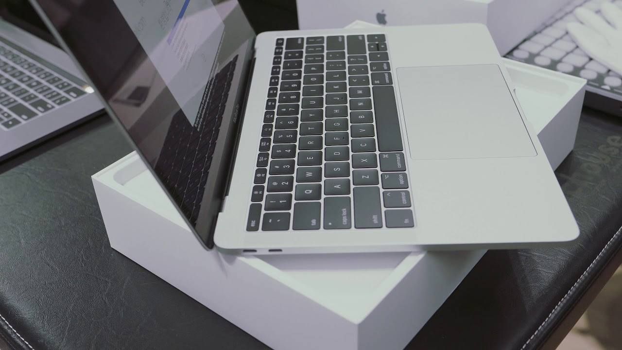 MacBook Pro 2017 cũ MPXU2 13 inch