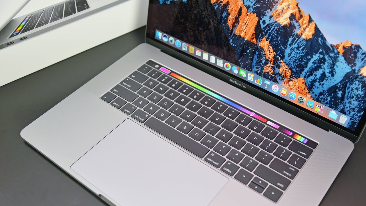 MacBook Pro 2017 là cỗ máy mạnh để xử lý những tác vụ nặng