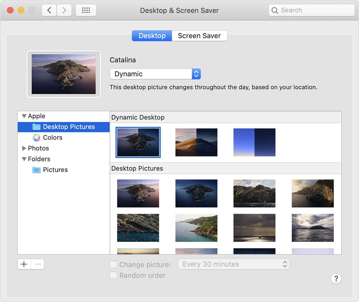 Chọn System Preferences, ở cửa sổ mới, hãy mở mục Desktop & Screen Saver để thay đổi hình nền