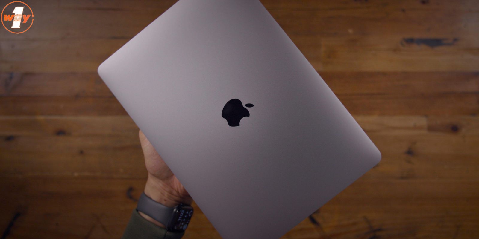 Nhờ Chip Apple M1 mà thời lượng pin MacBook được cải thiện đáng kể